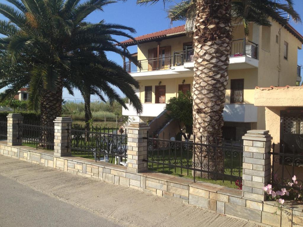 Villa Maria Políhrono Kültér fotó